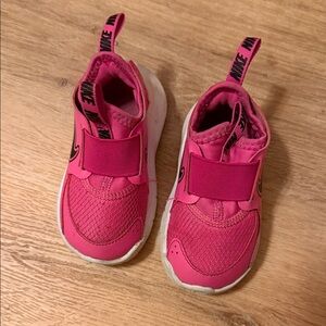 Nike Kids Fuchsia Sneakers